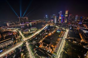 Vista nocturna del circuito