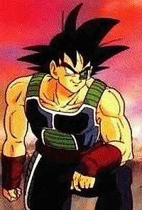 Bardock posando para la sesión de fotos de una revista