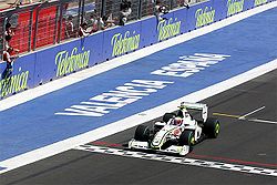 Barrichello ganó para Brawn